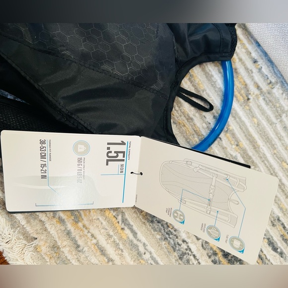 New!! CamelBak HydroBak Hydration Pack, Black - Picture 7 of 7
